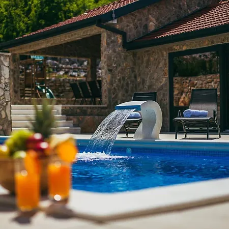 Villa On Stone Velika Čista Exterior foto